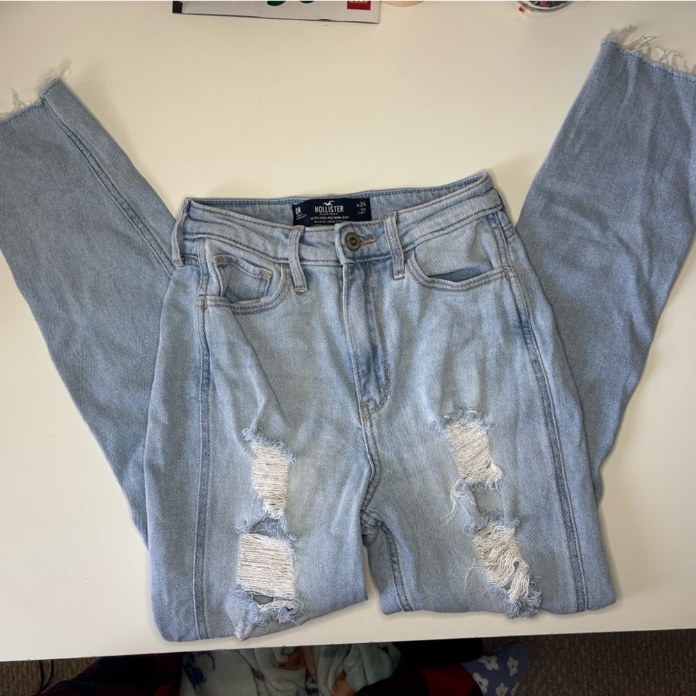 Hollister distressed jeans